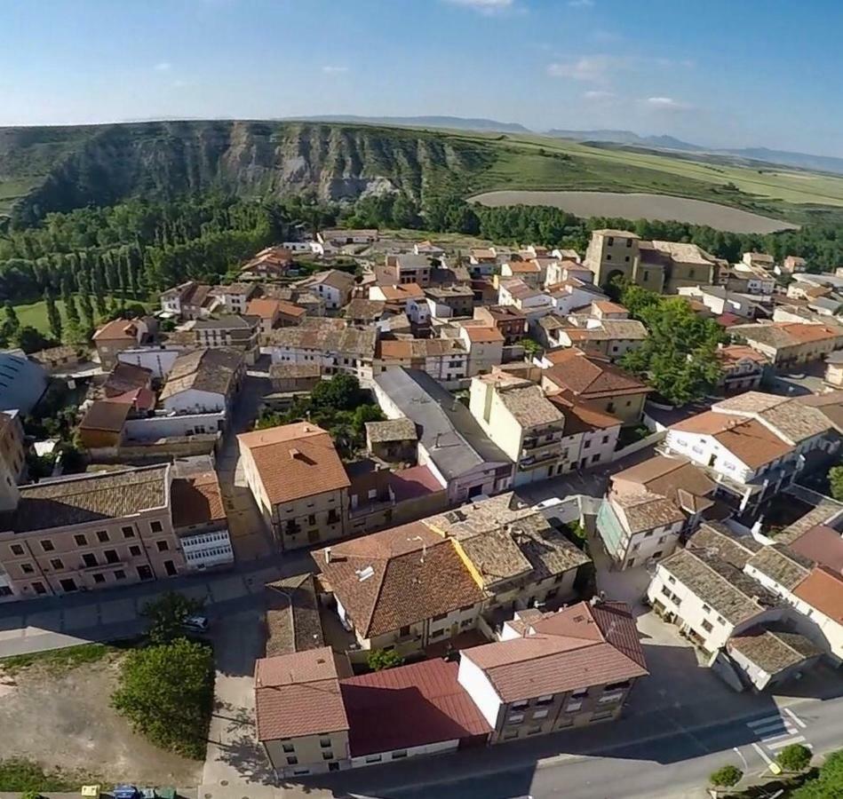 Apartamentos Turísticos Leiva -La Rioja Exterior foto